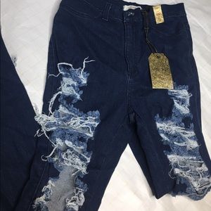 Denim Distress Jeans